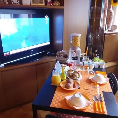 Orange House *