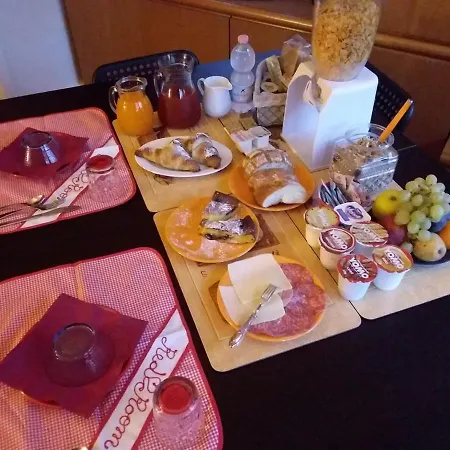 Orange House Bed & Breakfast